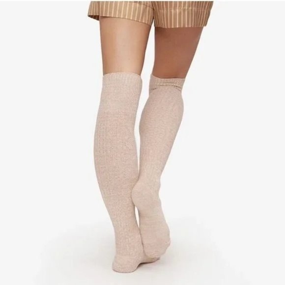 PUDUS Sweater Socks Over the Knee Shoe Size 6-10 Cozy Cabin - NWT - Picture 3 of 5
